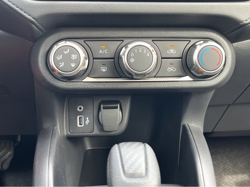 New 2025 Nissan Versa S w/ Trunk Package FWD image 24