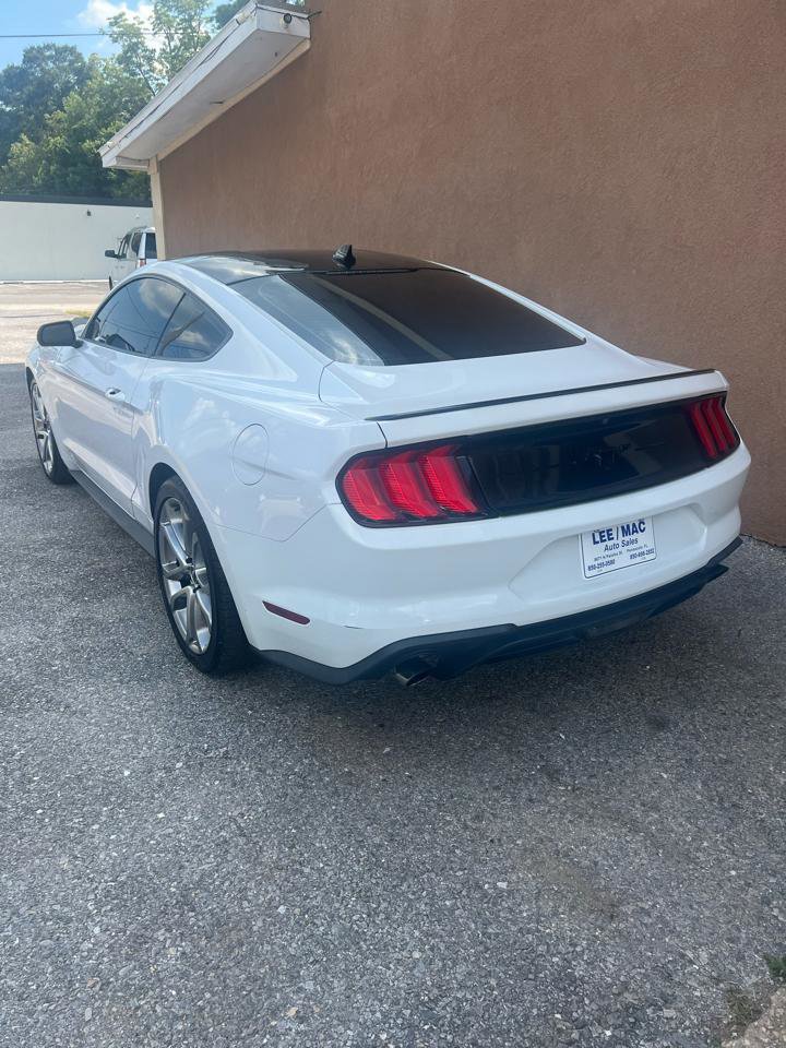 Used 2021 Ford Mustang Coupe w/ Black Accent Package RWD image 4