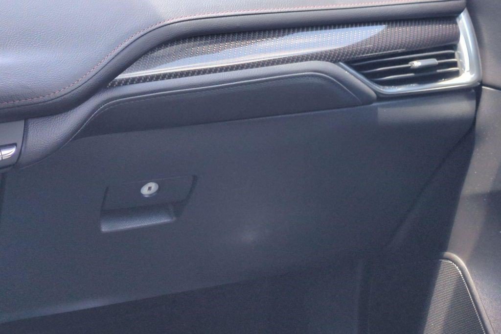 Certified 2022 Cadillac XT4 Sport FWD image 22