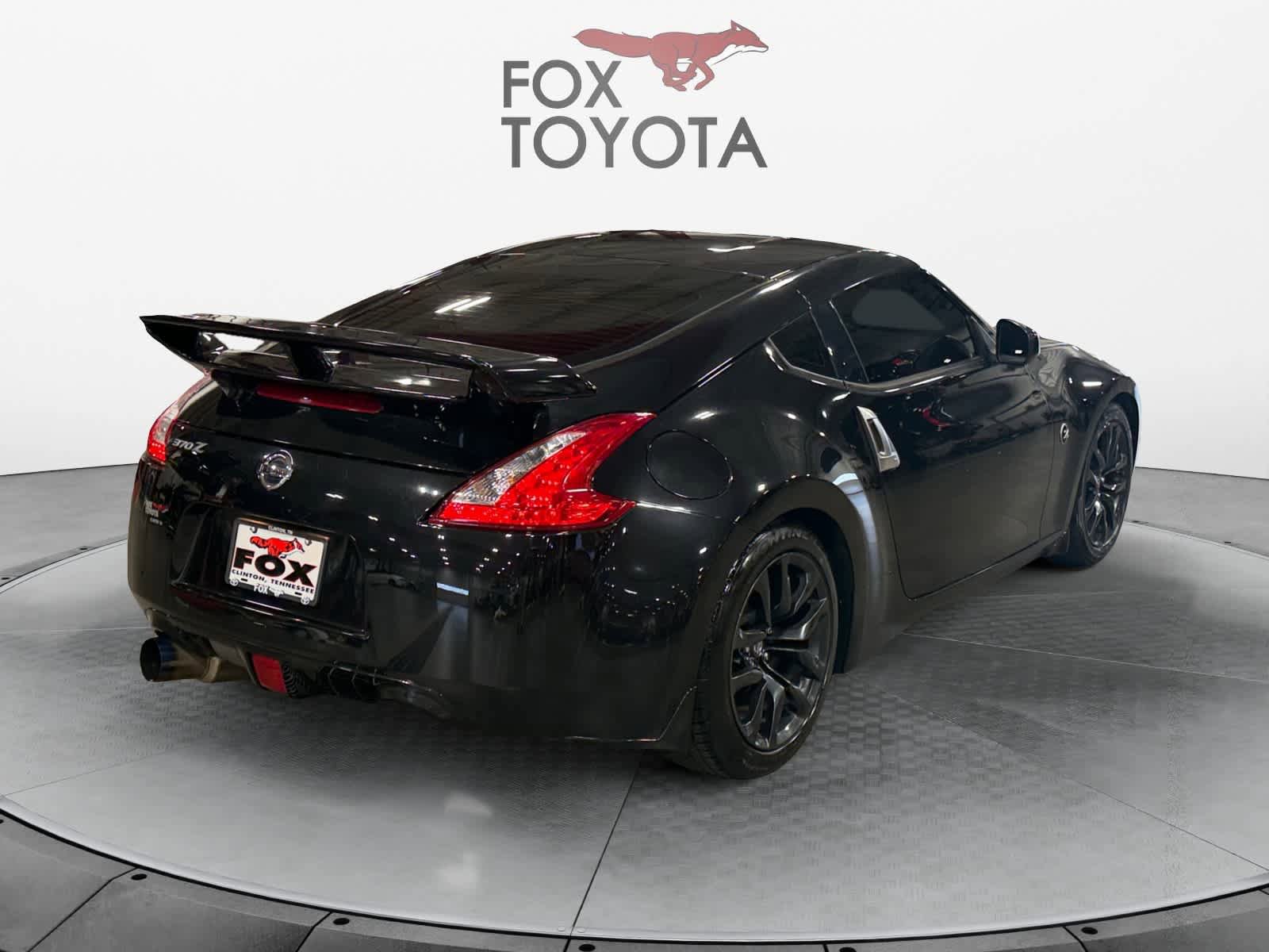 Used 2016 Nissan 370Z Coupe RWD image 6