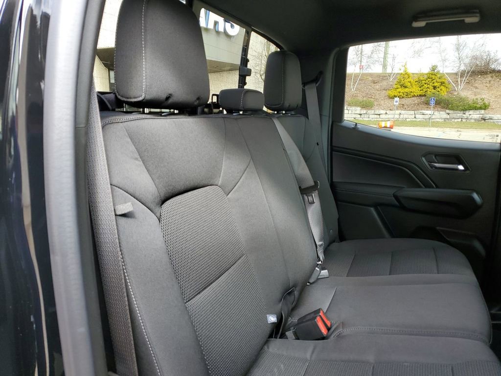 New 2024 GMC Canyon Elevation w/ Convenience Package image 27