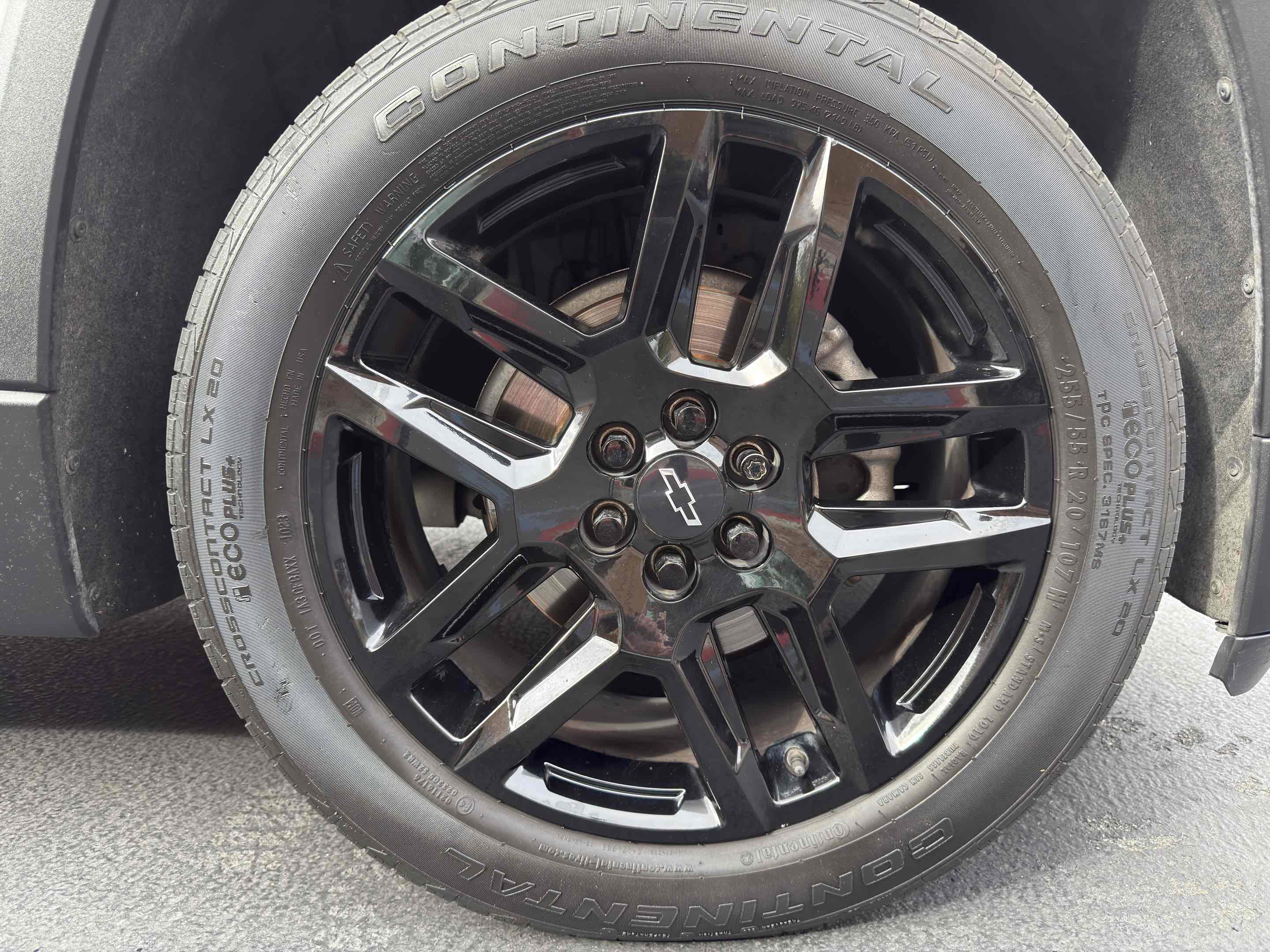 Used 2020 Chevrolet Traverse LS image 17