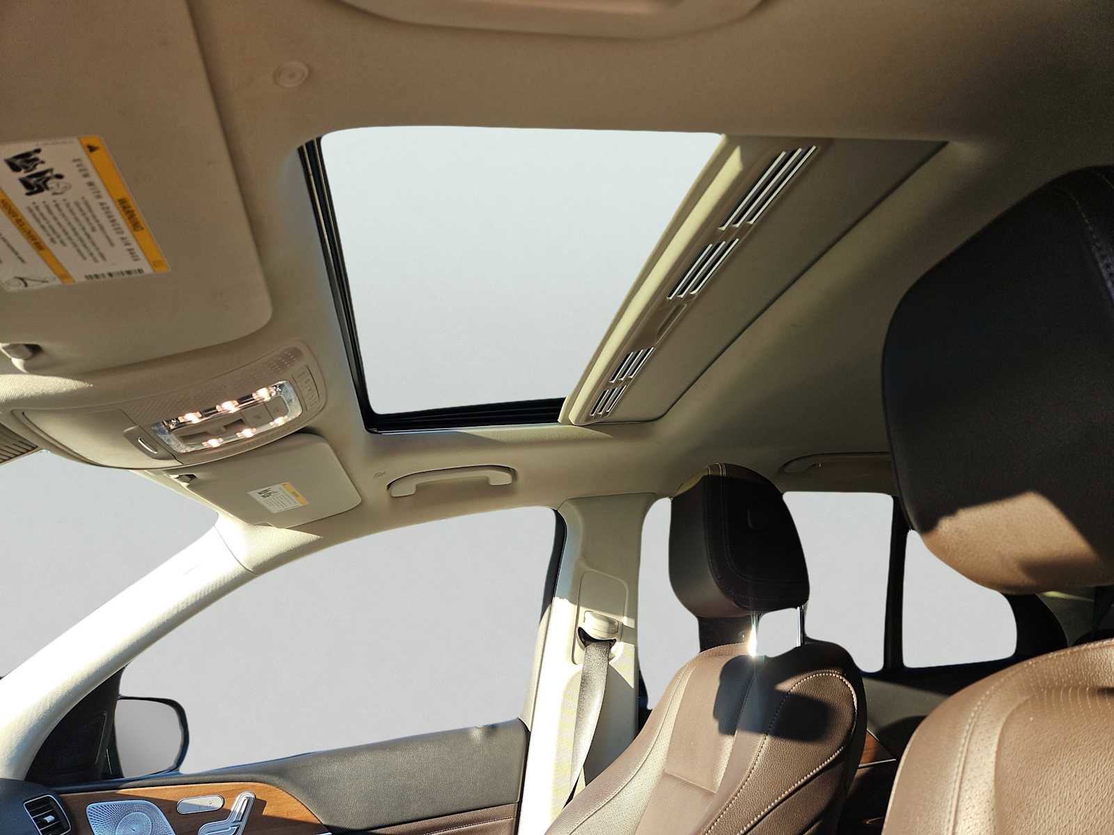 Used 2020 Mercedes-Benz GLE 450 4MATIC w/ Premium Package image 15