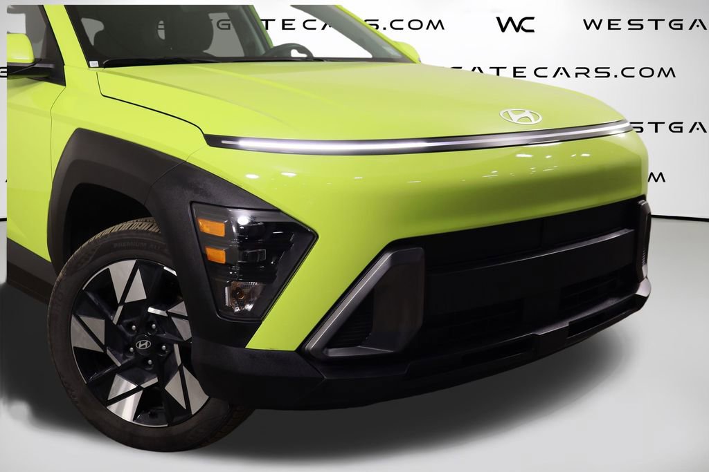 Used 2025 Hyundai Kona SEL image 40
