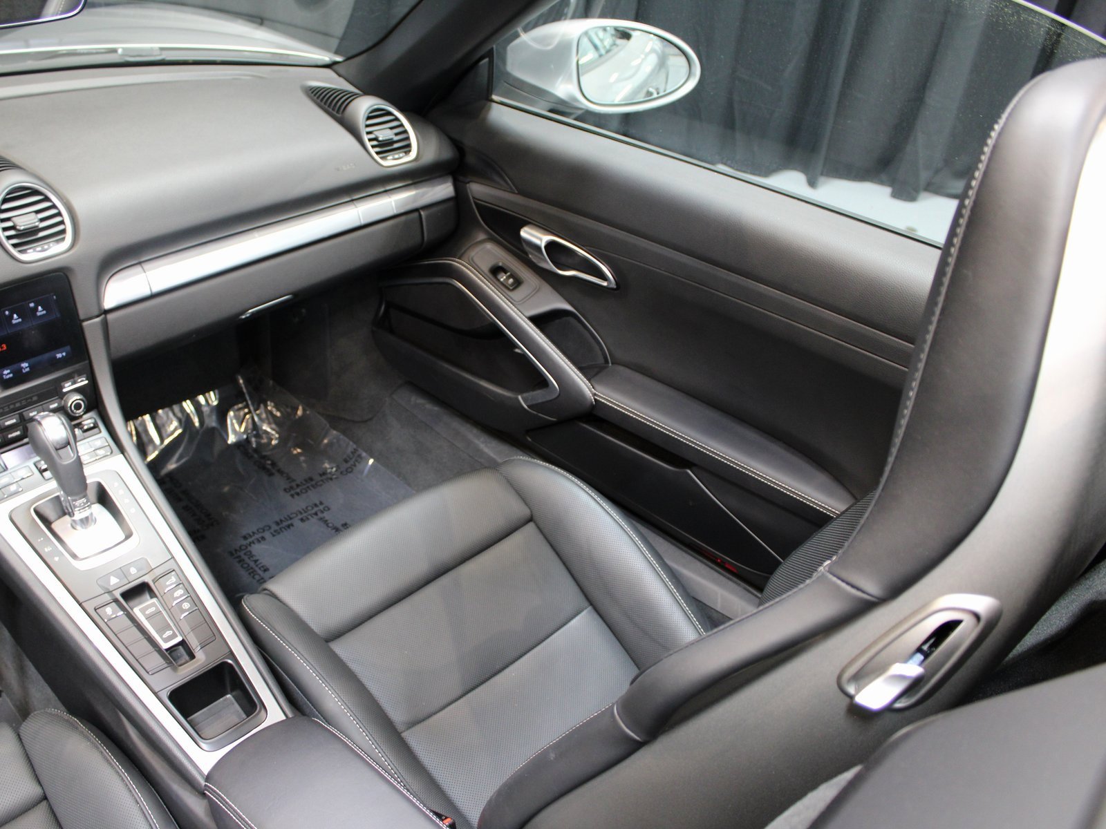 Used 2024 Porsche 718 Boxster image 25