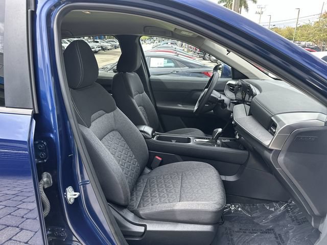 Used 2025 Nissan Kicks SV FWD image 29