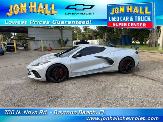 Used 2027 Chevrolet Corvette Stingray Coupe RWD image 3