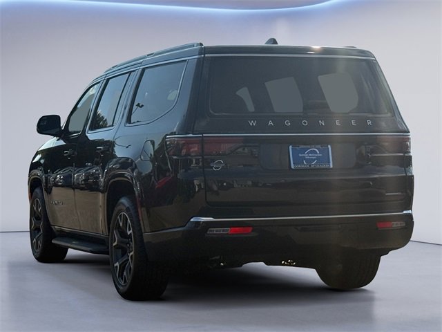 Used 2024 Jeep Wagoneer Series III w/ Flexible Seating Group image 6