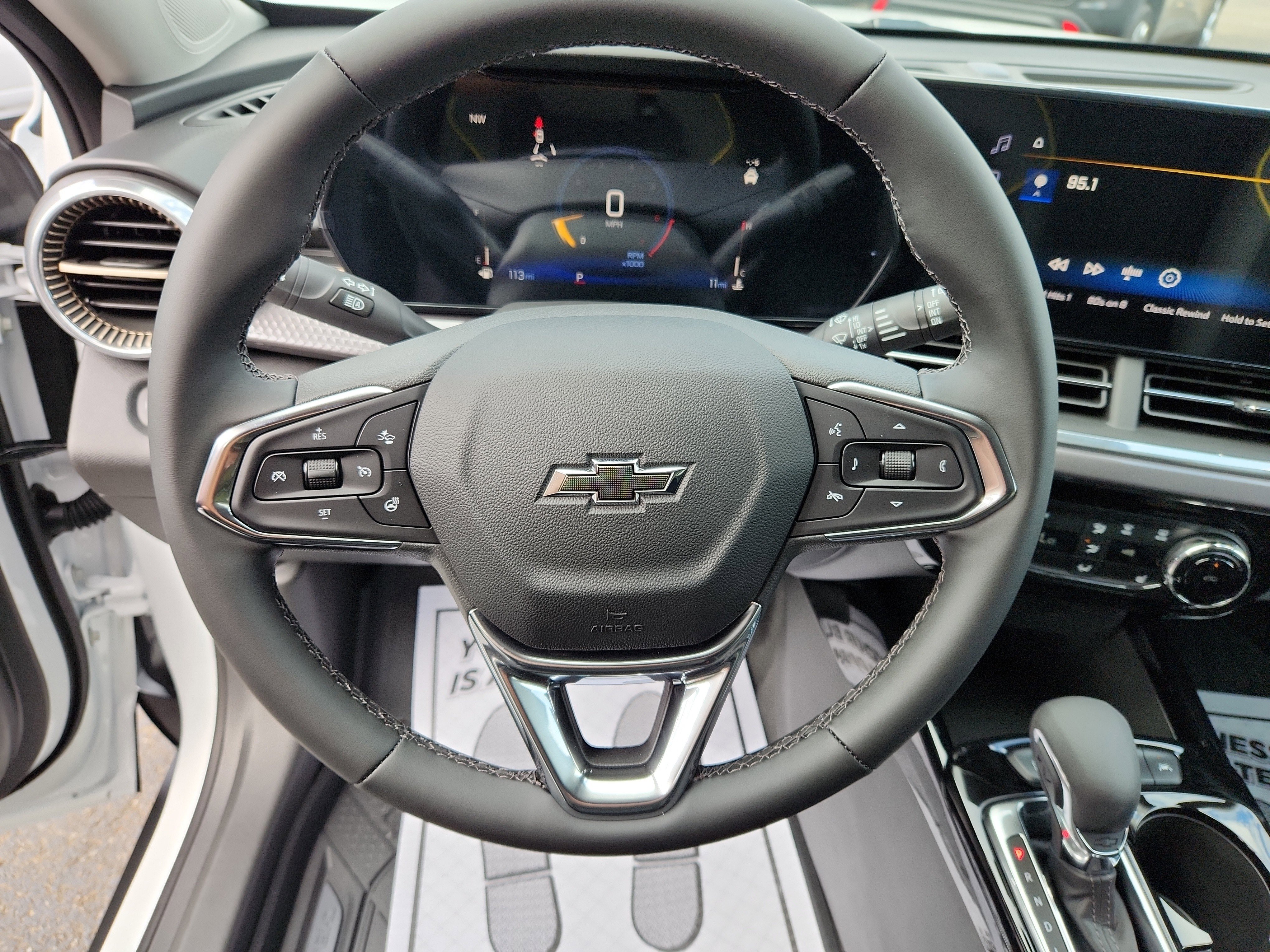 New 2026 Chevrolet Trax ACTIV w/ Driver Confidence Package FWD image 13