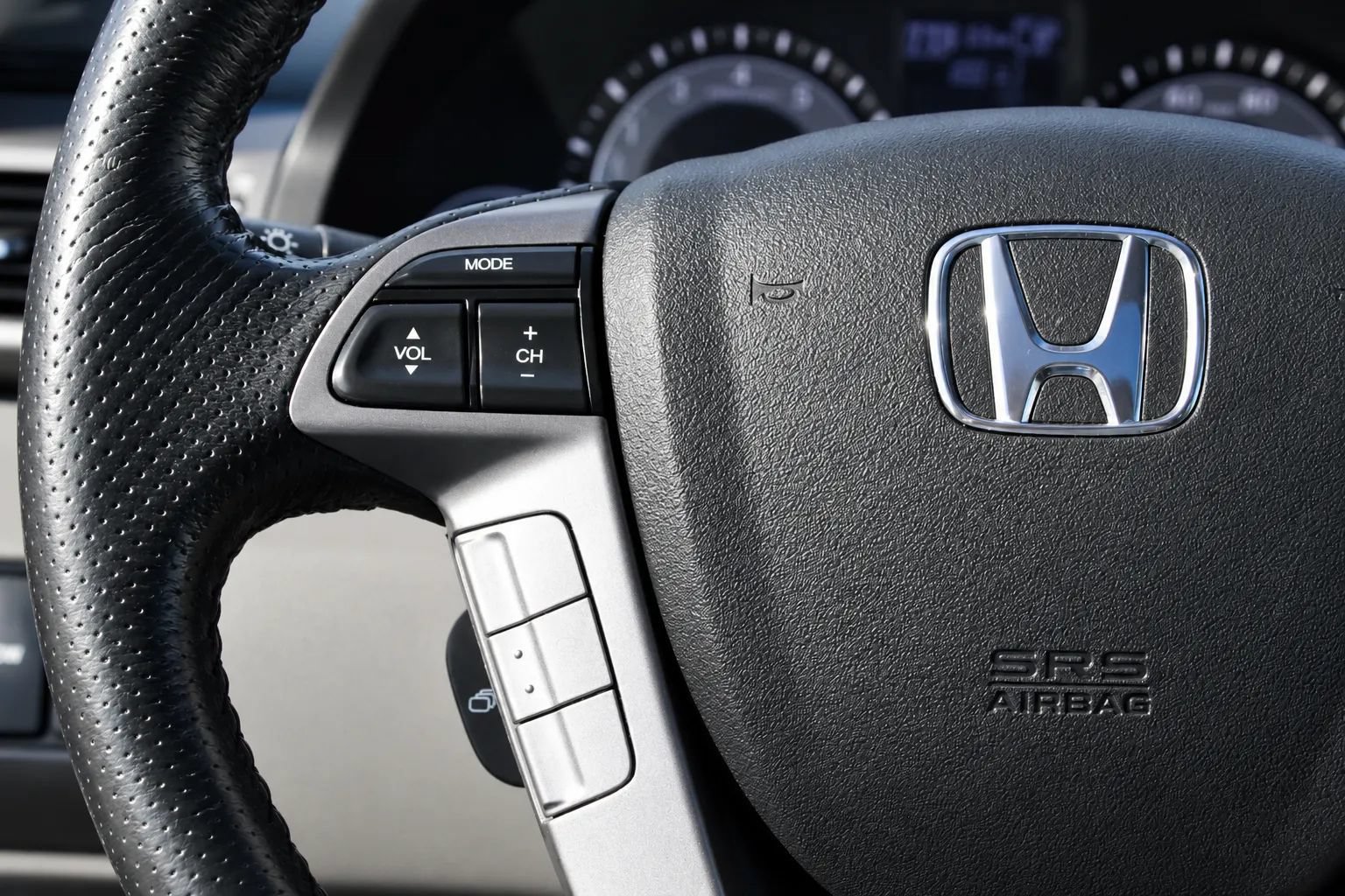 Used 2015 Honda Odyssey EX-L image 18