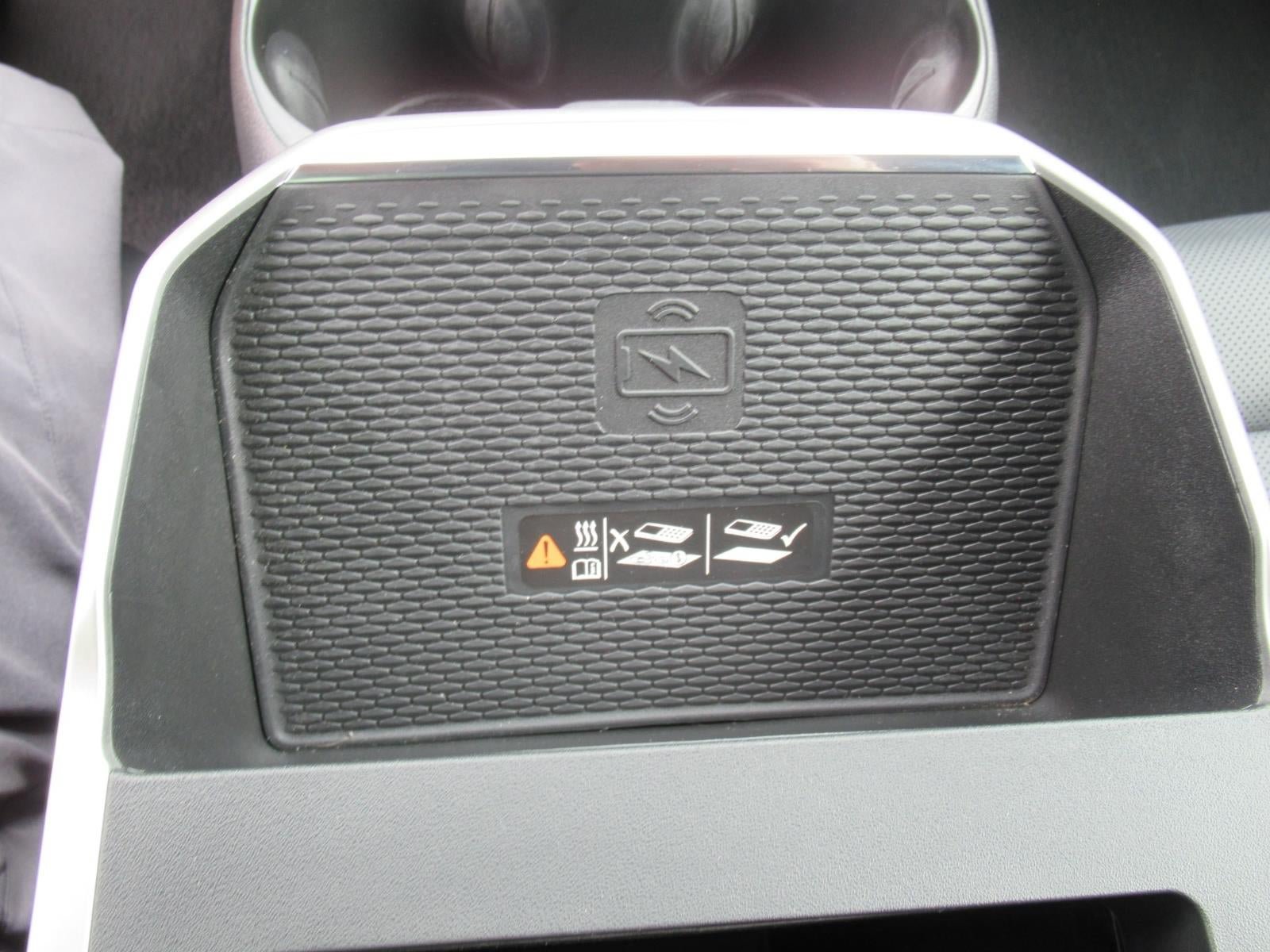 Used 2025 GMC Terrain Elevation w/ Elevation Premium Package AWD/4WD image 26