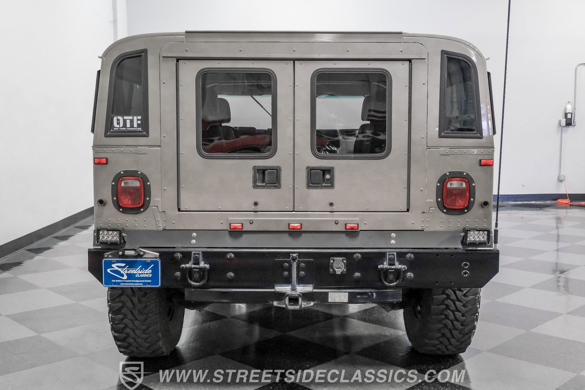 Used 2002 HUMMER H1 4-Door Wagon image 11