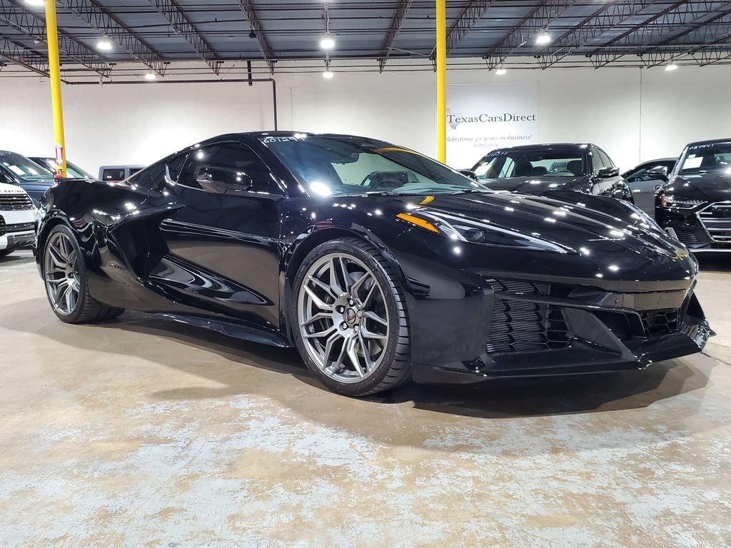 Used 2025 Chevrolet Corvette Z06 RWD image 51