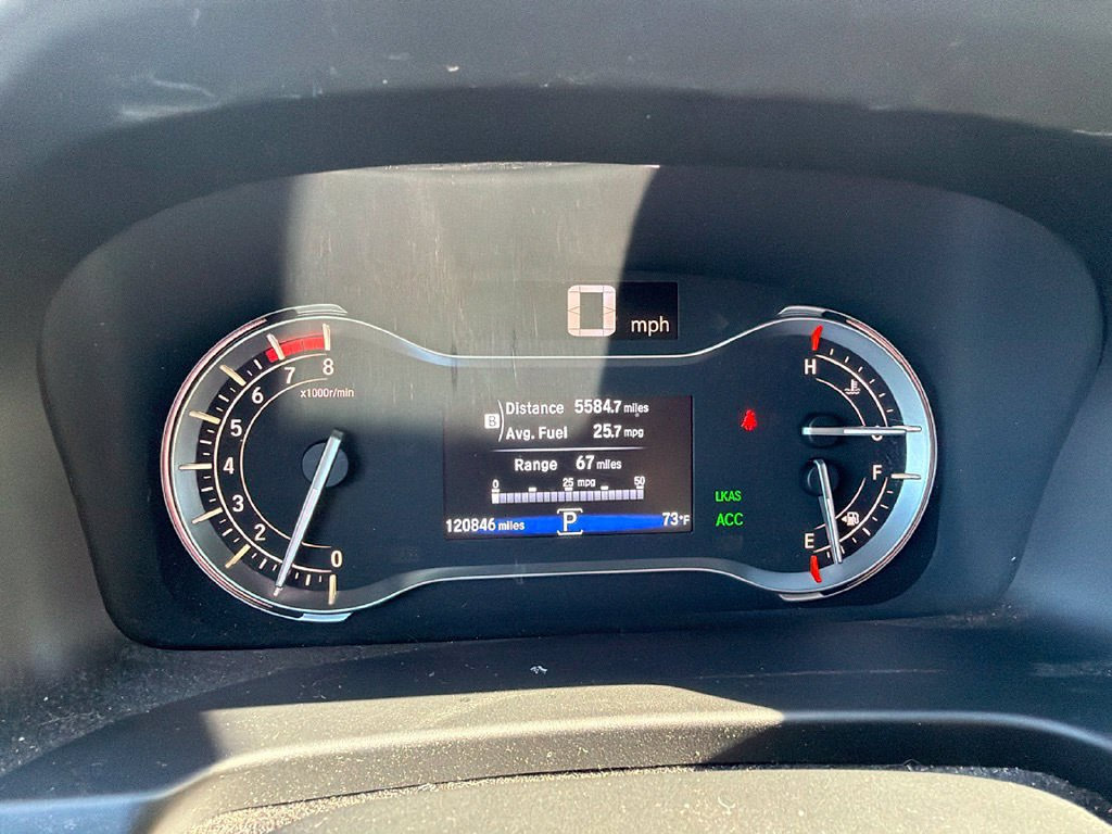 Used 2017 Honda Pilot Touring image 16
