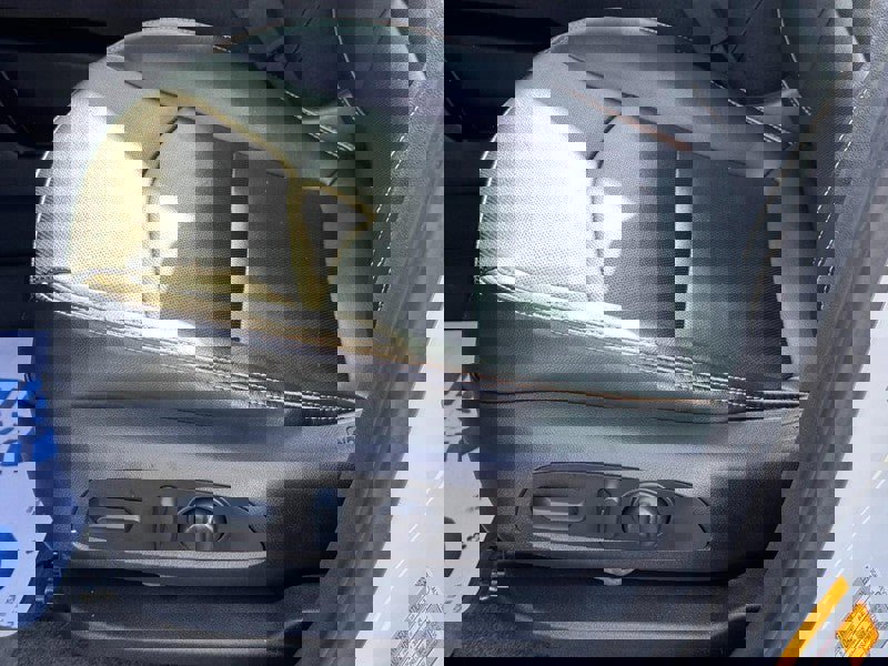 Used 2022 GMC Terrain AT4 w/ Infotainment Package II image 25