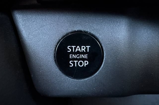 Used 2024 Nissan Rogue SV FWD image 35