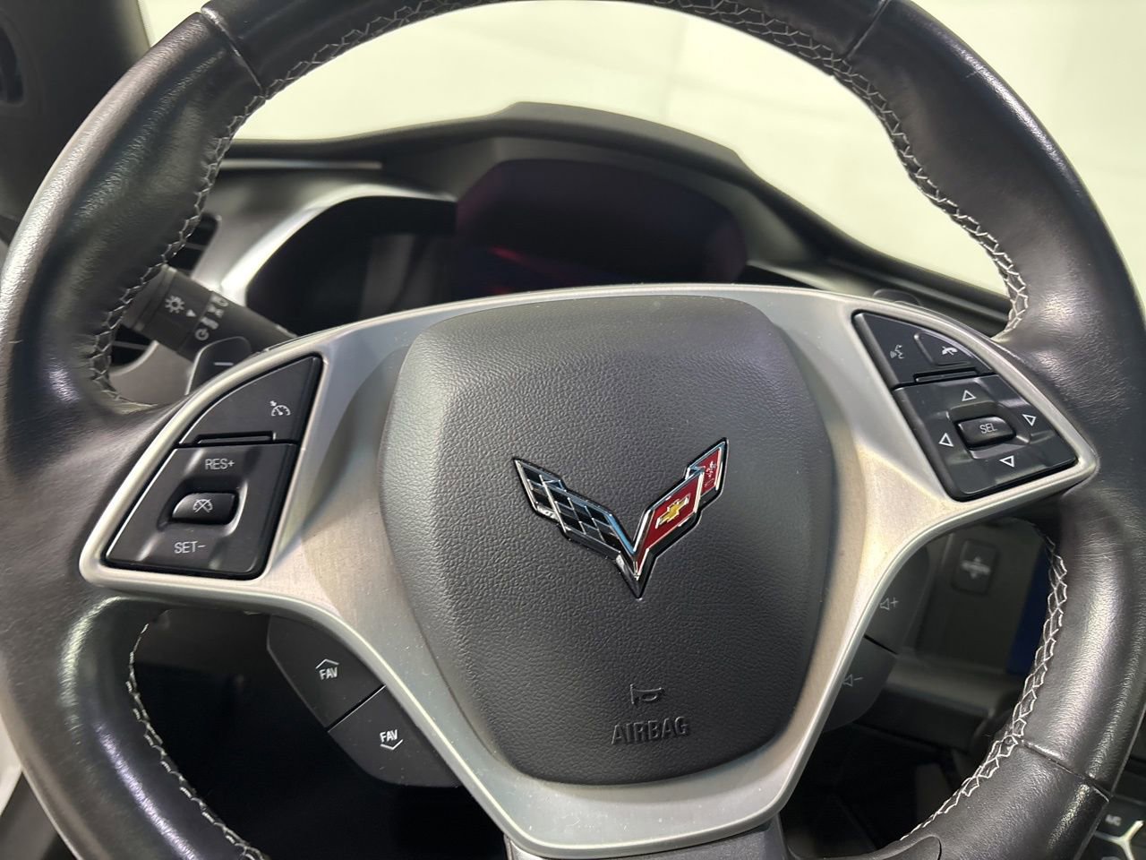 Used 2019 Chevrolet Corvette Stingray Coupe w/ 1LT image 12
