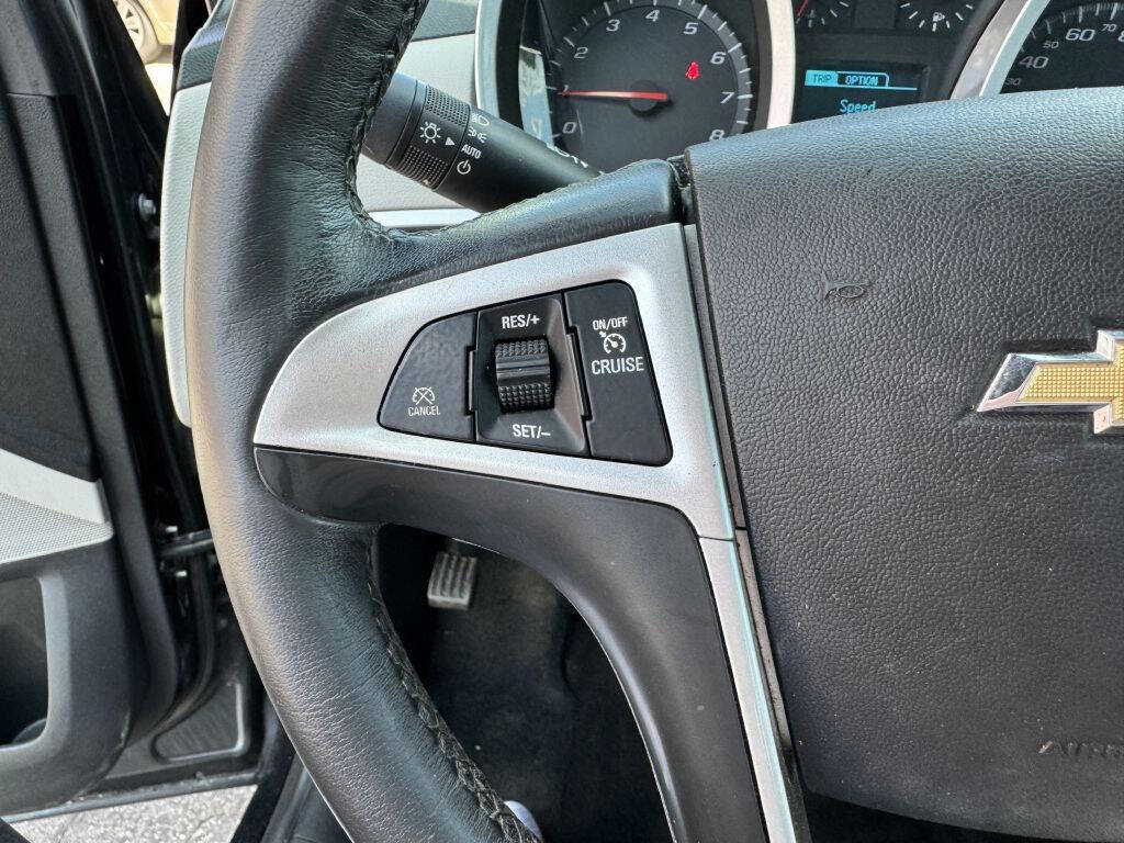 Used 2017 Chevrolet Equinox LT w/ Convenience Package image 20