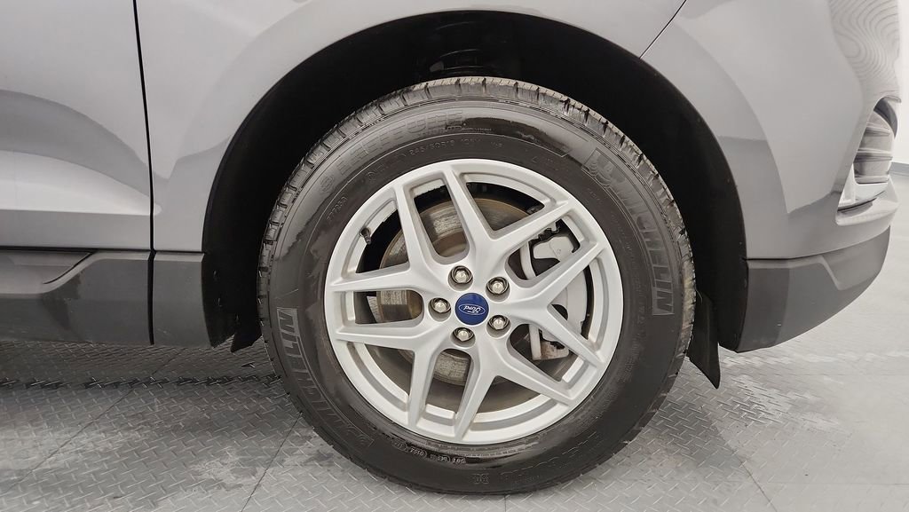 Used 2022 Ford Edge SEL w/ Convenience Package image 26