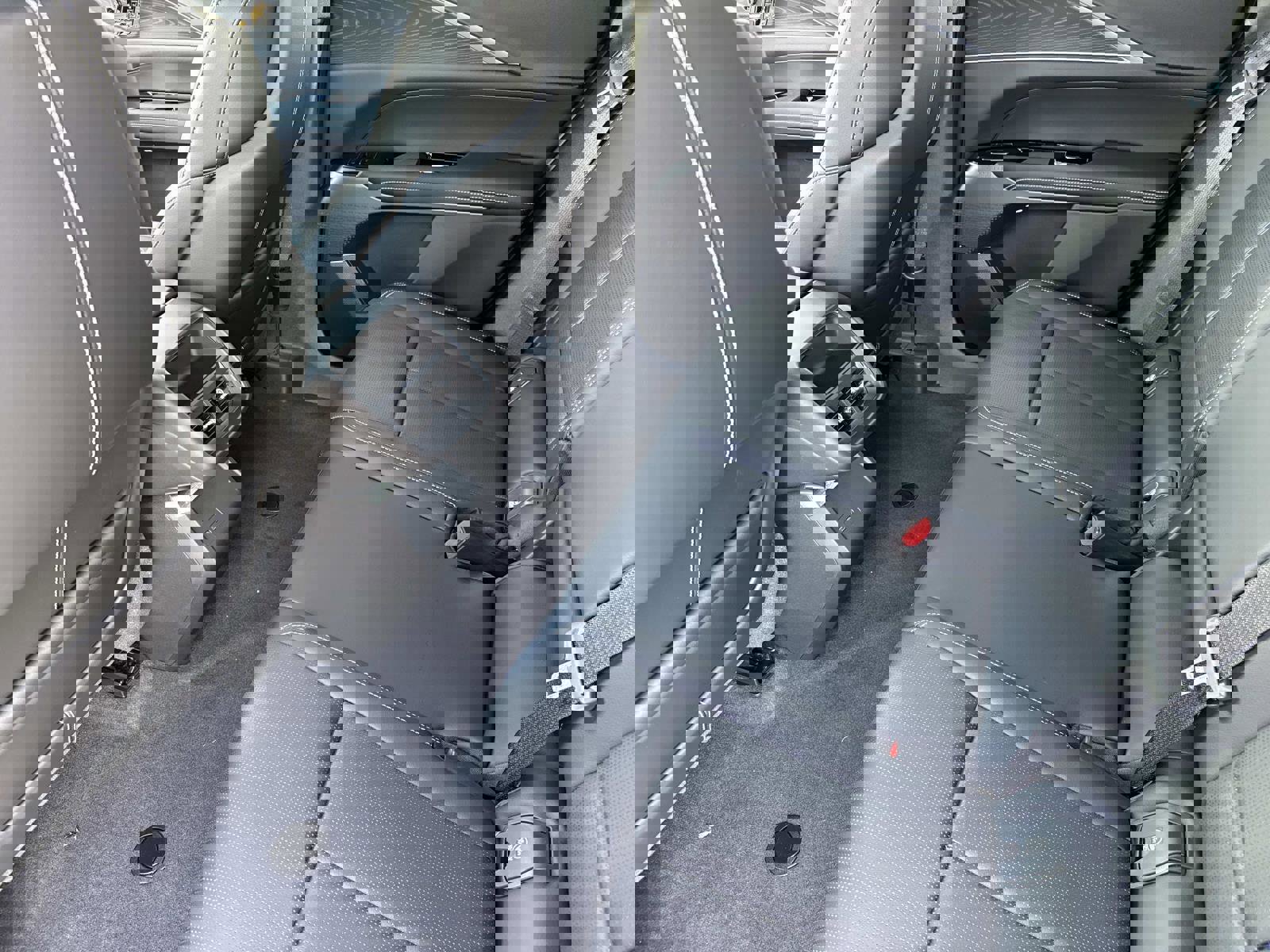 New 2026 Cadillac Lyriq Luxury image 14