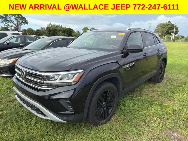 Used 2020 Volkswagen Atlas Cross Sport SE w/ Panoramic Sunroof Package FWD image 24