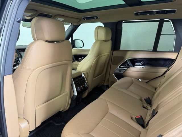Used 2026 Land Rover Range Rover SE AWD/4WD image 19