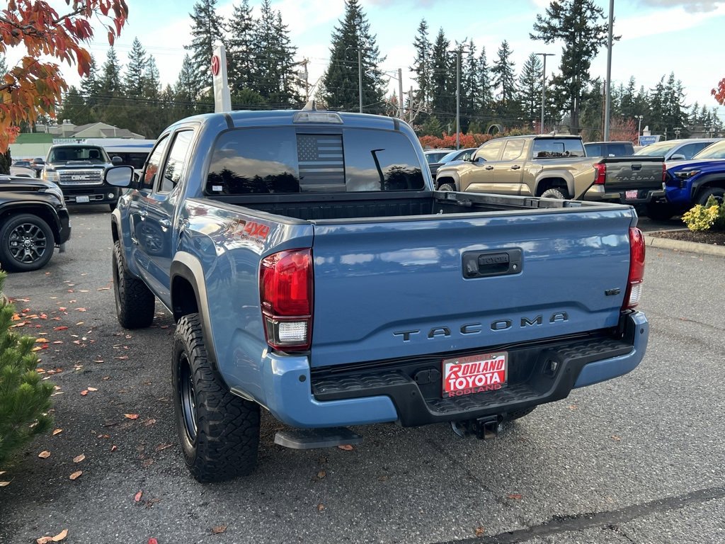 Used 2019 Toyota Tacoma TRD Off-Road image 9