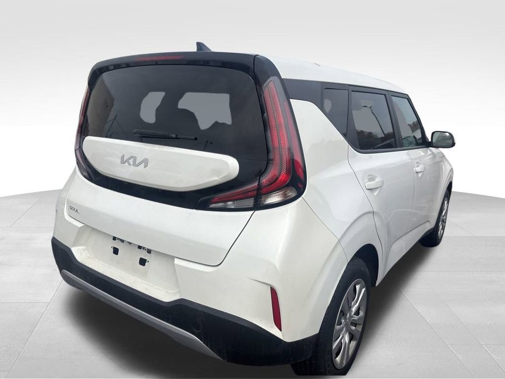 Certified 2023 Kia Soul LX image 14