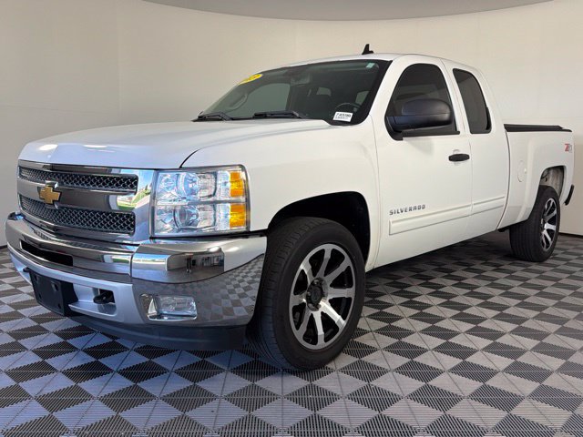 Used 2013 Chevrolet Silverado 1500 LT w/ All-Star Edition AWD/4WD image 2