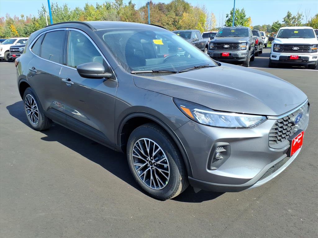 New 2026 Ford Escape SE image 4