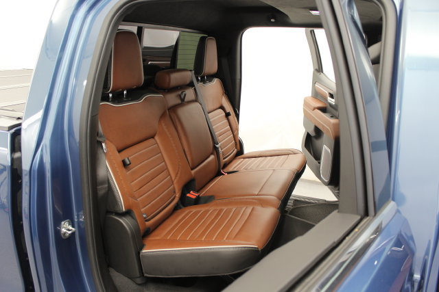Used 2025 GMC Sierra 1500 Denali Ultimate AWD/4WD image 18
