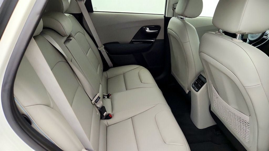 Used 2022 Kia Niro EX Premium FWD image 23