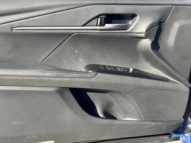 Used 2025 Toyota Camry XSE image 31