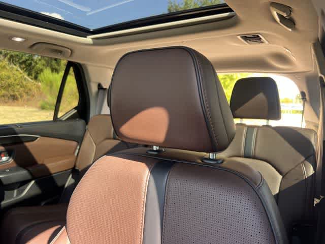 Certified 2025 Honda Pilot Elite image 25