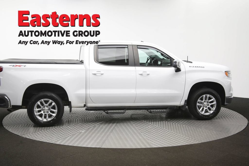 Used 2023 Chevrolet Silverado 1500 LT AWD/4WD image 45