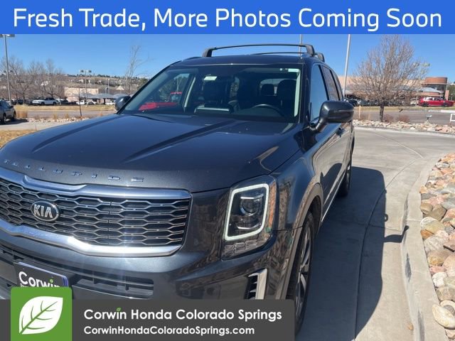 Used 2020 Kia Telluride EX w/ EX Premium Package image 3