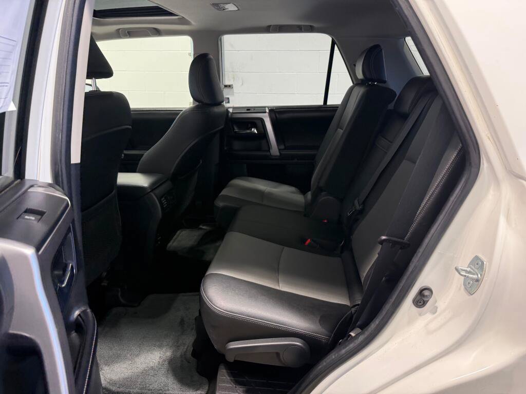 Used 2016 Toyota 4Runner SR5 Premium RWD image 14