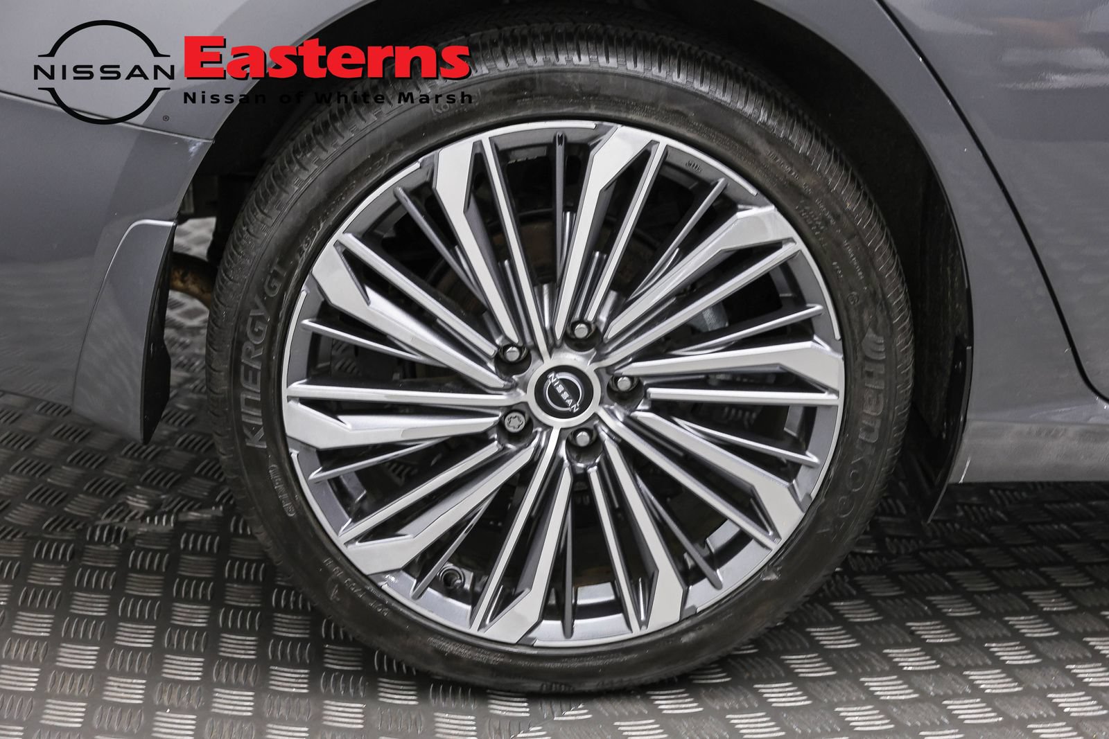 Used 2024 Nissan Altima 2.5 SL AWD/4WD image 29