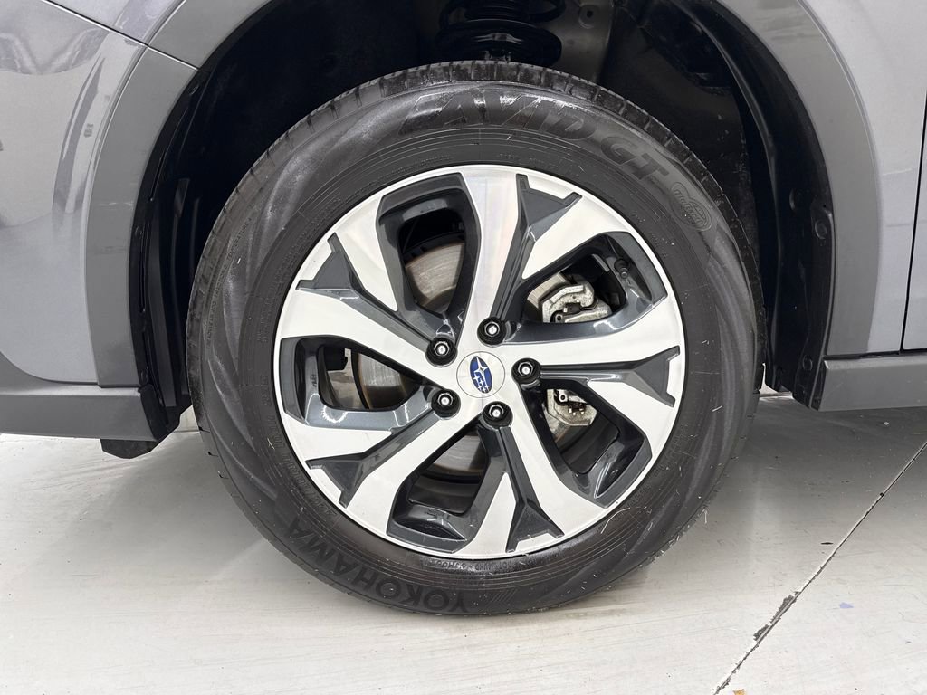 Certified 2022 Subaru Outback Touring AWD/4WD image 9