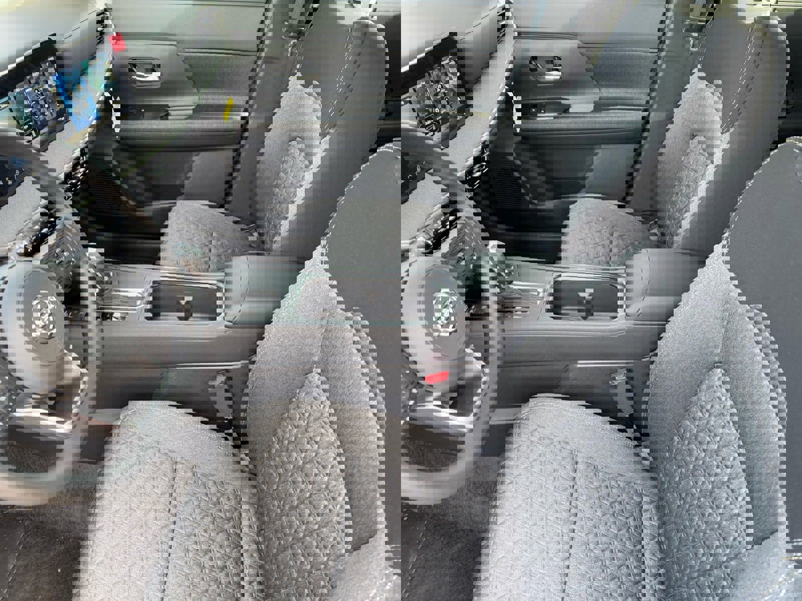 New 2026 Nissan Kicks SV image 19