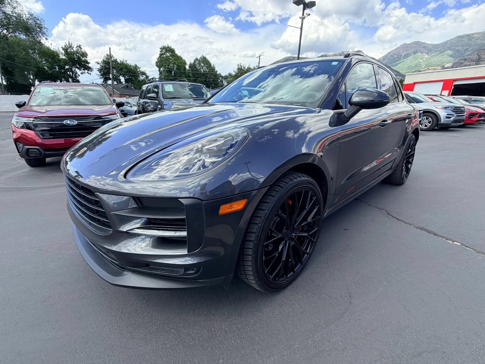 Used 2021 Porsche Macan GTS w/ Sport Chrono Package AWD/4WD image 7