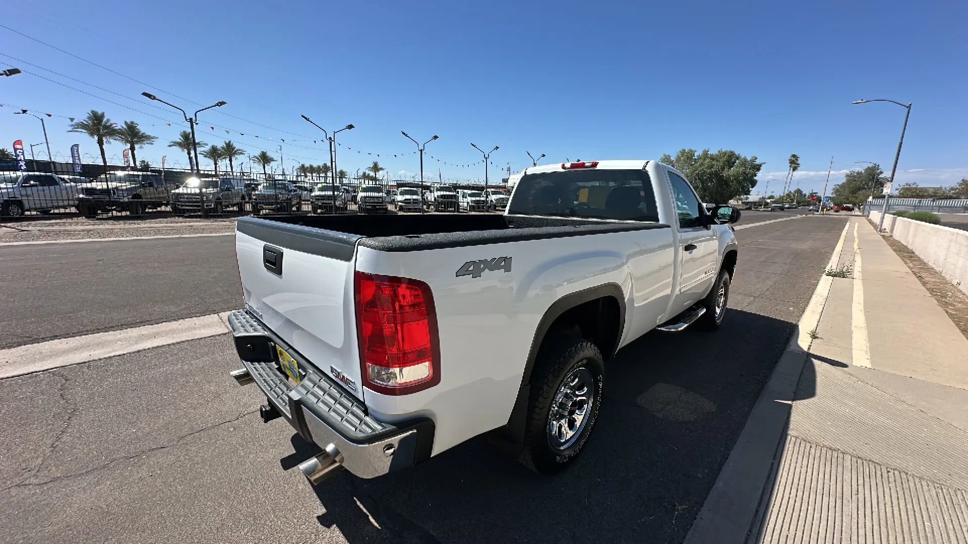 Used 2008 GMC Sierra 1500 W/T AWD/4WD image 5