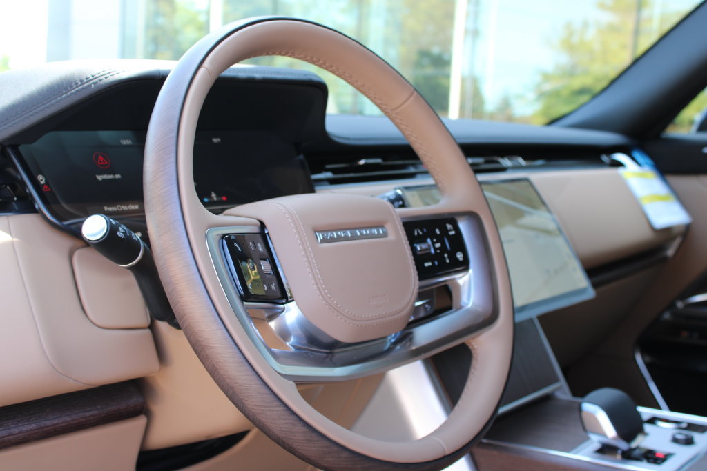 New 2027 Land Rover Range Rover SE AWD/4WD image 9