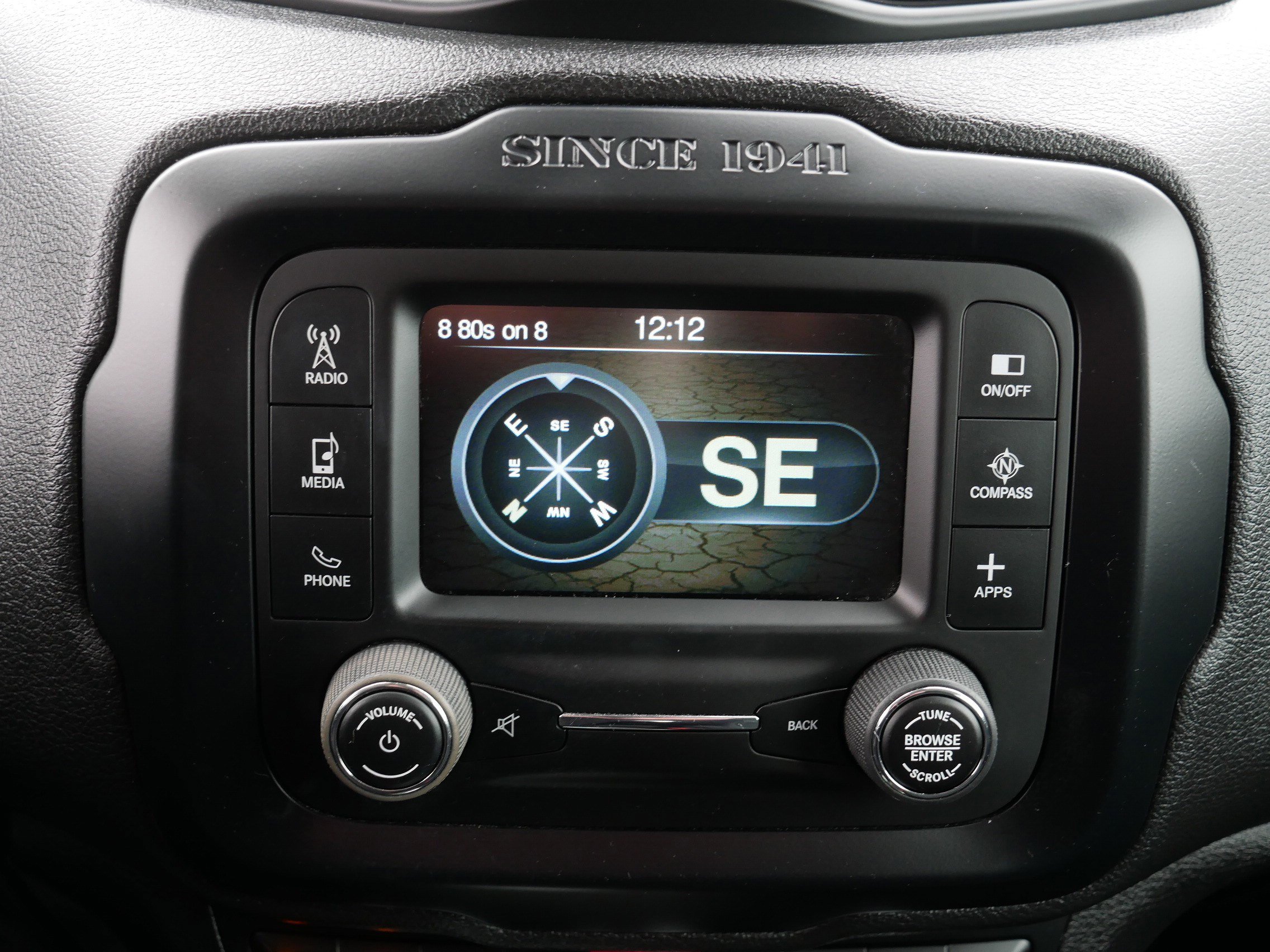 Used 2017 Jeep Renegade Latitude w/ Cold Weather Group image 31