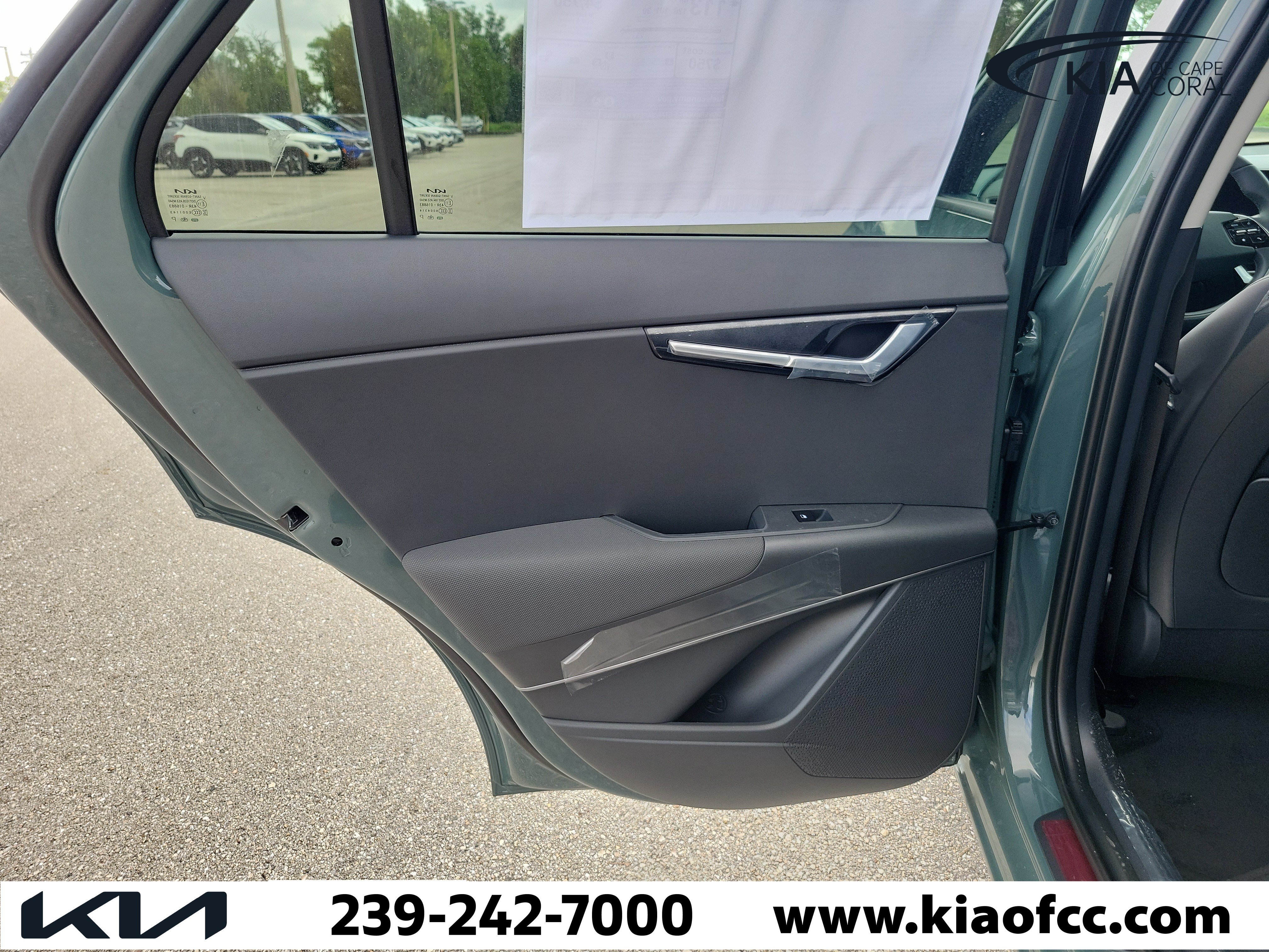 New 2026 Kia Niro Wind FWD image 14