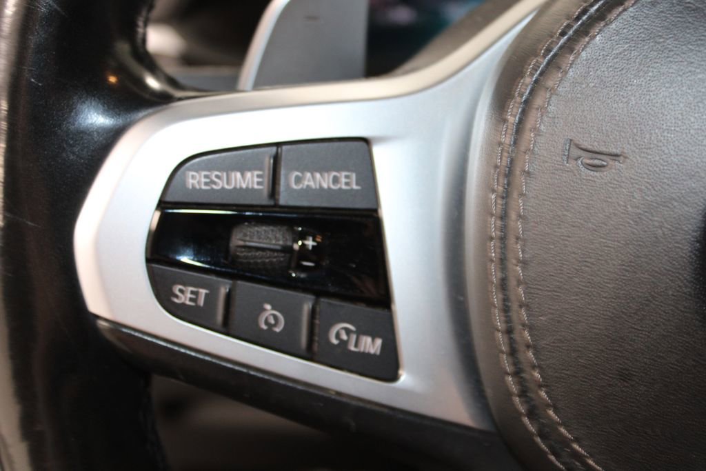 Used 2021 BMW X7 M50i w/ Executive Package AWD/4WD image 22