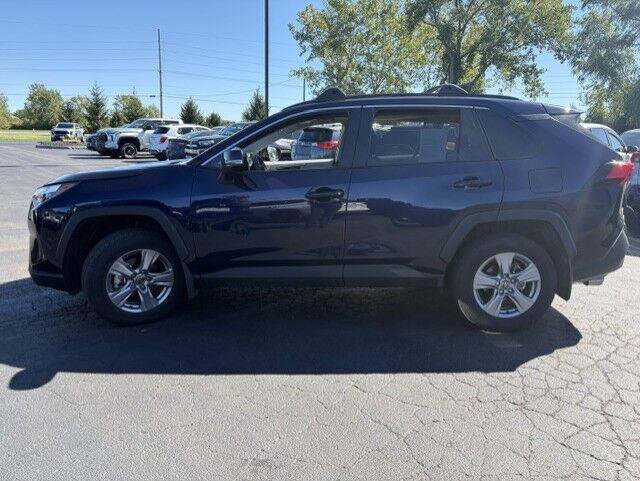 Used 2025 Toyota RAV4 XLE w/ Convenience Package AWD/4WD image 16