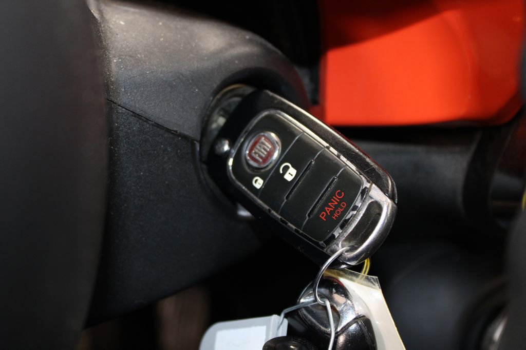 Used 2016 FIAT 500X Pop image 27