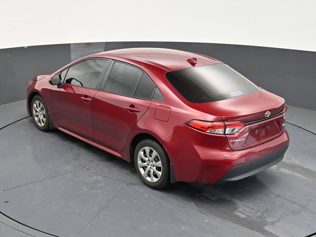Used 2025 Toyota Corolla LE FWD image 14
