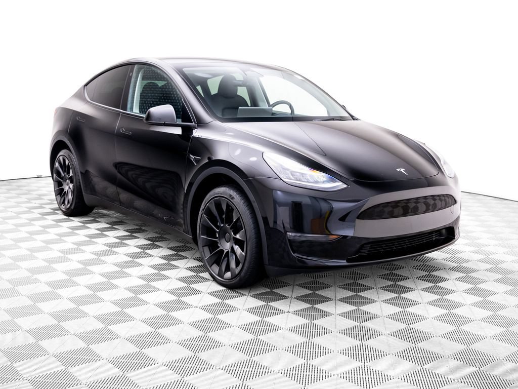 Used 2023 Tesla Model Y Long Range AWD/4WD image 9